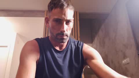 Snapshot of tinoclandestino chatting on 01.05.25 tinoclandestino online show from 01.05.25