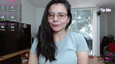 Tiny Caroline online show from 02.12.26