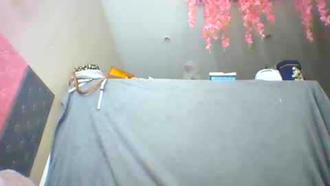 Tinyasian911718 sweetinyasian instagram online show from 01.04.25