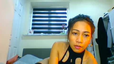 Tinyasian911718 sweetinyasian instagram online show from 01.18.25