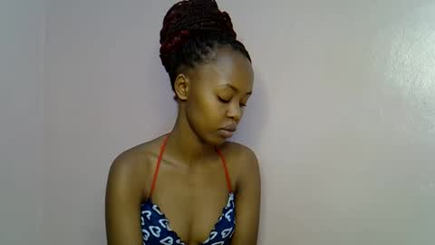 Snapshot of tinybarbie_ chatting on 10.25.25 Barbie online show from 10.25.25