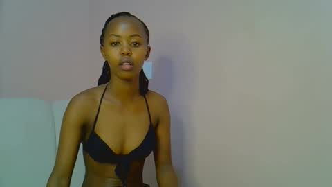 Snapshot of tinybarbie_ chatting on 11.21.25 Barbie online show from 11.21.25