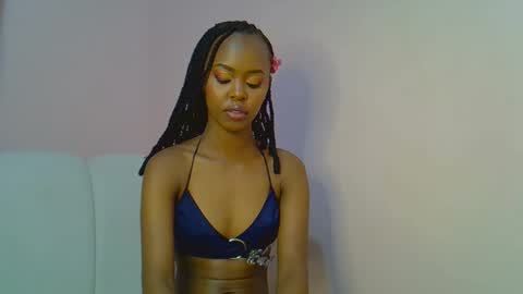 Snapshot of tinybarbie_ chatting on 11.23.25 Barbie online show from 11.23.25