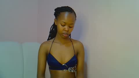 Snapshot of tinybarbie_ chatting on 11.23.25 Barbie online show from 11.23.25