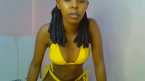 Snapshot of tinybarbie_ chatting on 11.26.25 Barbie online show from 11.26.25