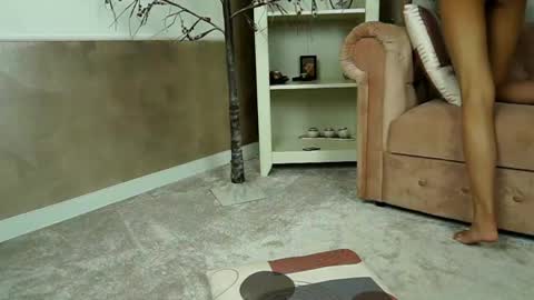 TinyCassi online show from 05.11.26