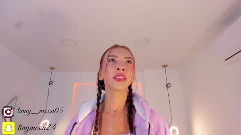 Luna  online show from 02.08.25