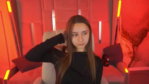 Snapshot of tinynataliee chatting on 11.25.25 tinynataliee online show from 11.25.25