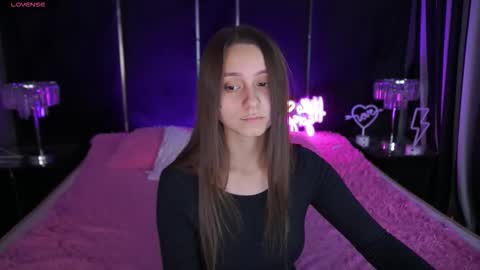 Snapshot of tinynataliee chatting on 12.02.25 tinynataliee online show from 12.02.25