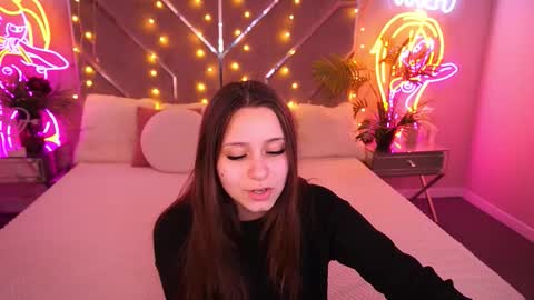 tinynataliee online show from 03.18.26