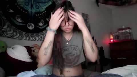 Snapshot of tinytittiexx chatting on 02.13.26 tinytittiexx online show from 02.13.26