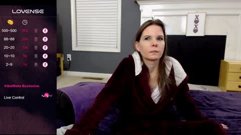 V - Read the bio please thanks. online show from 01.22.25