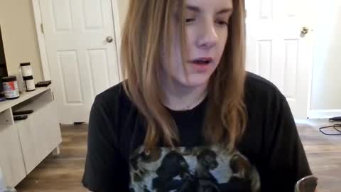 Snapshot of tinywithtiddies chatting on 01.17.26 tinywithtiddies online show from 01.17.26