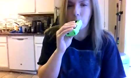 Snapshot of tinywithtiddies chatting on 03.20.26 tinywithtiddies online show from 03.20.26