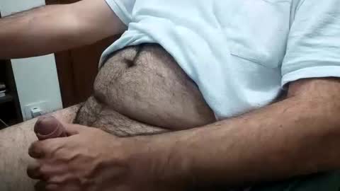 Snapshot of tiobelo chatting on 10.29.25 tiobelo online show from 10.29.25