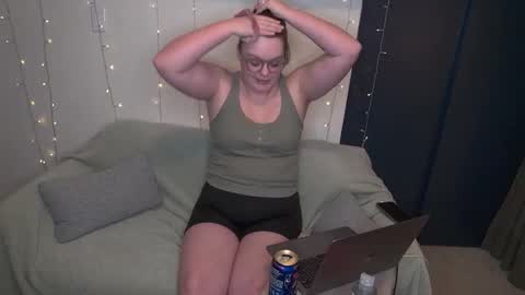 Tippy online show from 12.22.24