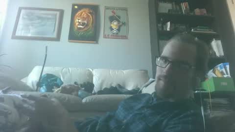 Snapshot of titlovercums chatting on 01.08.26 titlovercums online show from 01.08.26