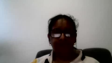 Ester online show from 03.31.26
