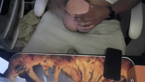 Snapshot of tittyman2199 chatting on 09.17.25 tittyman2199 online show from 09.17.25