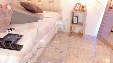 Tivizay online show from 03.11.25