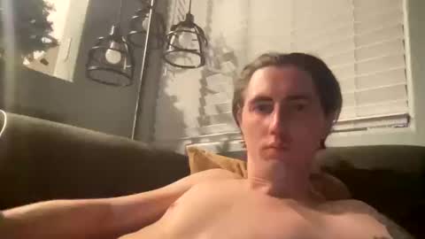 Snapshot of tlayne410 chatting on 10.10.25 tlayne410 online show from 10.10.25