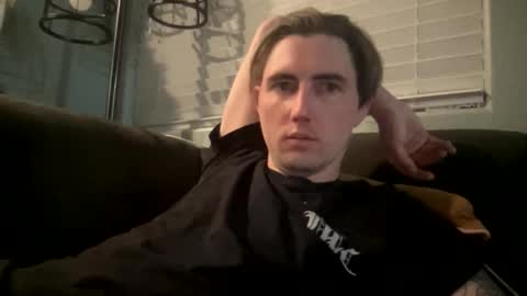 Snapshot of tlayne410 chatting on 10.27.25 tlayne410 online show from 10.27.25