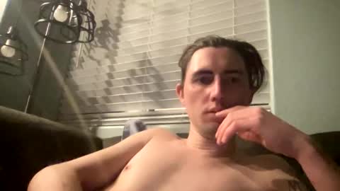 Snapshot of tlayne410 chatting on 12.20.25 tlayne410 online show from 12.20.25