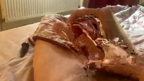 Snapshot of tliverth chatting on 12.28.24 tliverth online show from 12.28.24