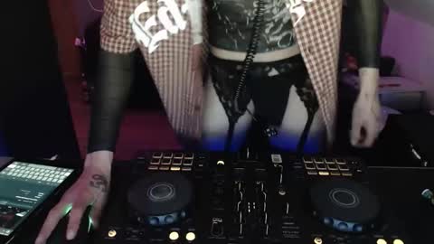 tobi676 online show from 04.23.26