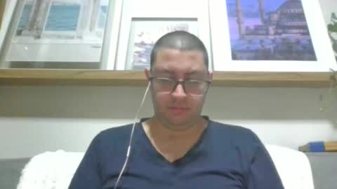 Snapshot of toidon chatting on 10.23.25 Toidon online show from 10.23.25