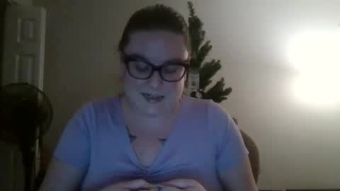 Snapshot of tokerqueen28 chatting on 12.14.25 tokerqueen28 online show from 12.14.25