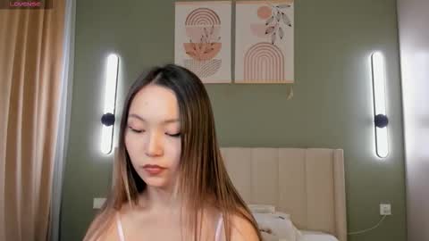 Snapshot of tokipokki chatting on 10.26.25 Toki online show from 10.26.25