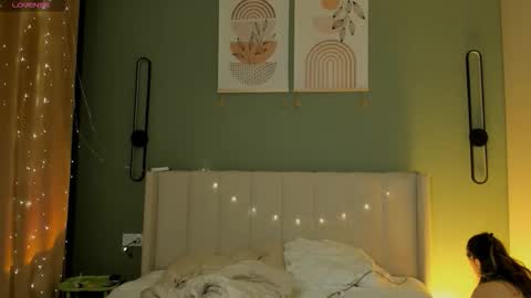 Snapshot of tokipokki chatting on 11.04.25 Toki online show from 11.04.25