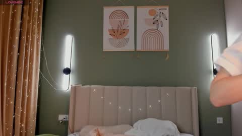 Snapshot of tokipokki chatting on 11.06.25 Toki online show from 11.06.25