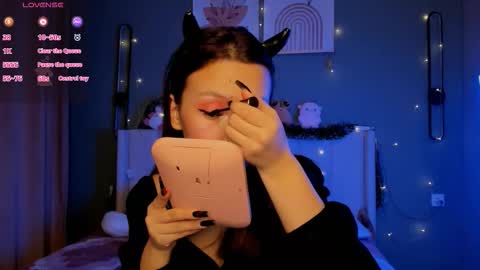 Snapshot of tokipokki chatting on 12.14.25 Toki online show from 12.14.25