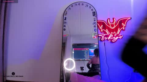   Independent model online show from 01.08.26