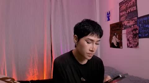 Snapshot of tokyo_blues chatting on 01.13.26 Halsey Sofii online show from 01.13.26