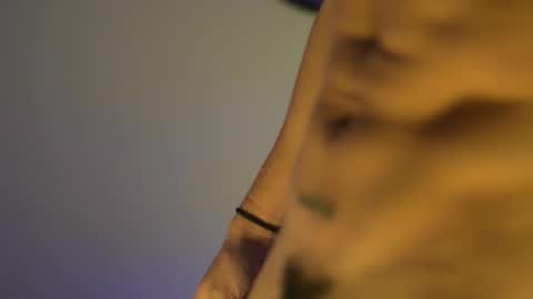 Snapshot of tokyo_oo chatting on 11.28.25 tokyo_oo online show from 11.28.25