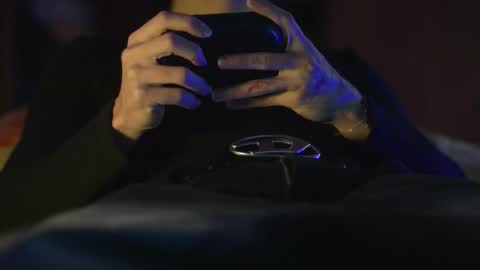 Snapshot of tokyo_oo chatting on 12.05.25 tokyo_oo online show from 12.05.25