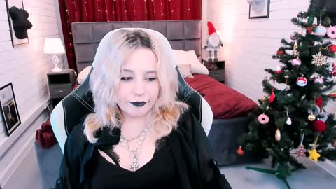 Tolli Moll online show from 01.02.25