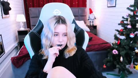 Tolli Moll online show from 01.06.25