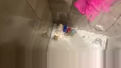 Snapshot of tom0079495 chatting on 04.12.26 Tommy online show from 04.12.26