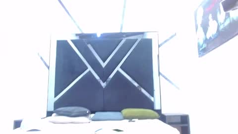 Snapshot of tom_0002 chatting on 10.28.25 tom_0002 online show from 10.28.25