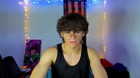 Tom Blue online show from 06.24.26