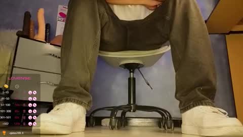 Snapshot of tom_brown12 chatting on 03.17.26 Tom online show from 03.17.26