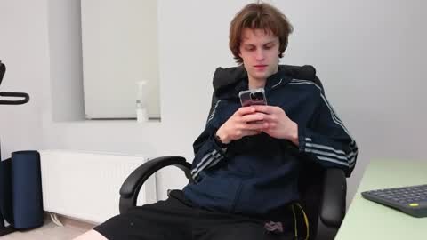 tom online show from 05.04.26