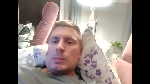 tom_horny84 online show from 12.09.24
