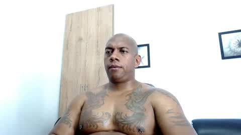 Tom Miller online show from 02.12.25