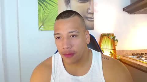 Tom muscle1 online show from 02.14.25