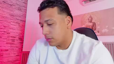 Tom muscle1 online show from 02.18.26